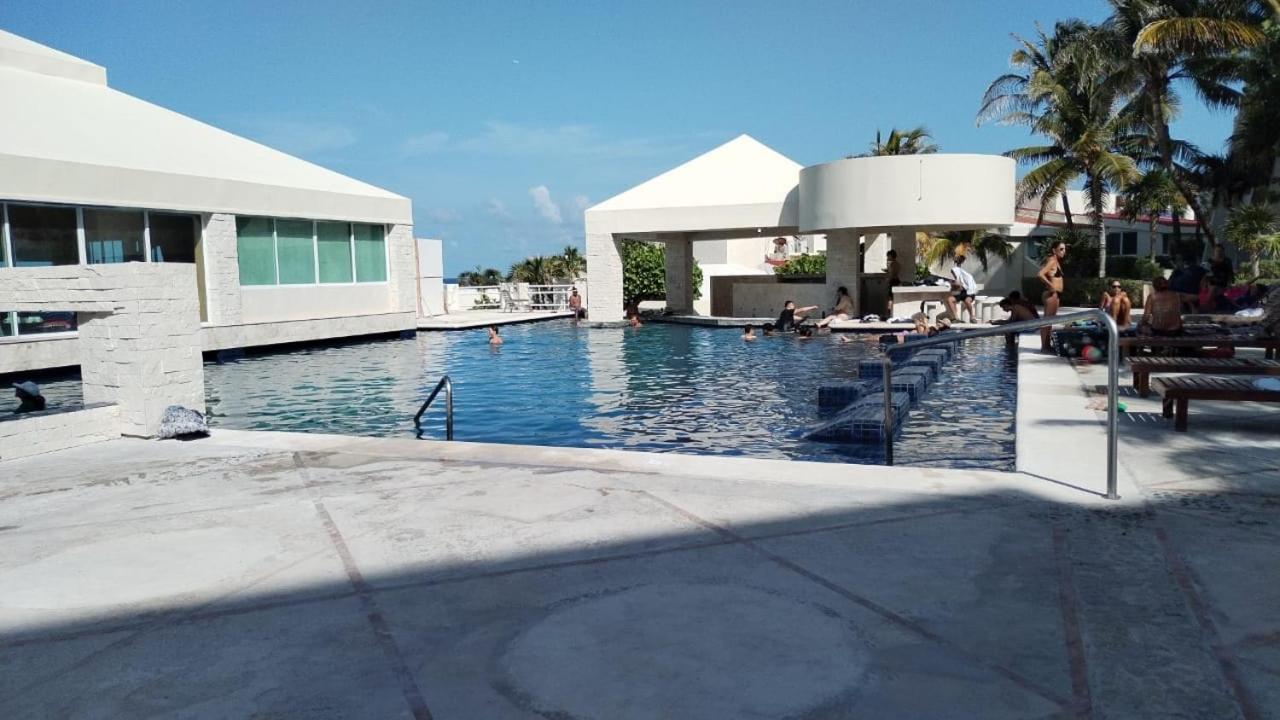 Beachaccess Hotelzone 3705 Cancún Buitenkant foto